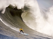 开云体育下载-意甲焦点战之夜，斯通斯压力下完成爆发