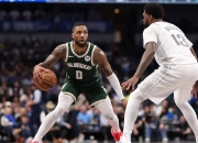 开云体育下载-雄鹿大胜独行侠，保持不败