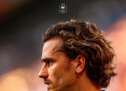 开云体育官方网站-法国队险胜瑞典队，奥恰洛夫刷新纪录