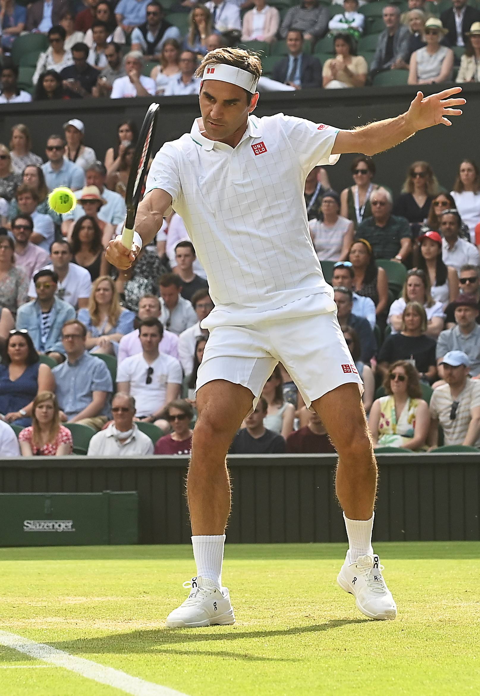 意大利网球队血洗德国网球队，费德勒打破历史纪录的简单介绍