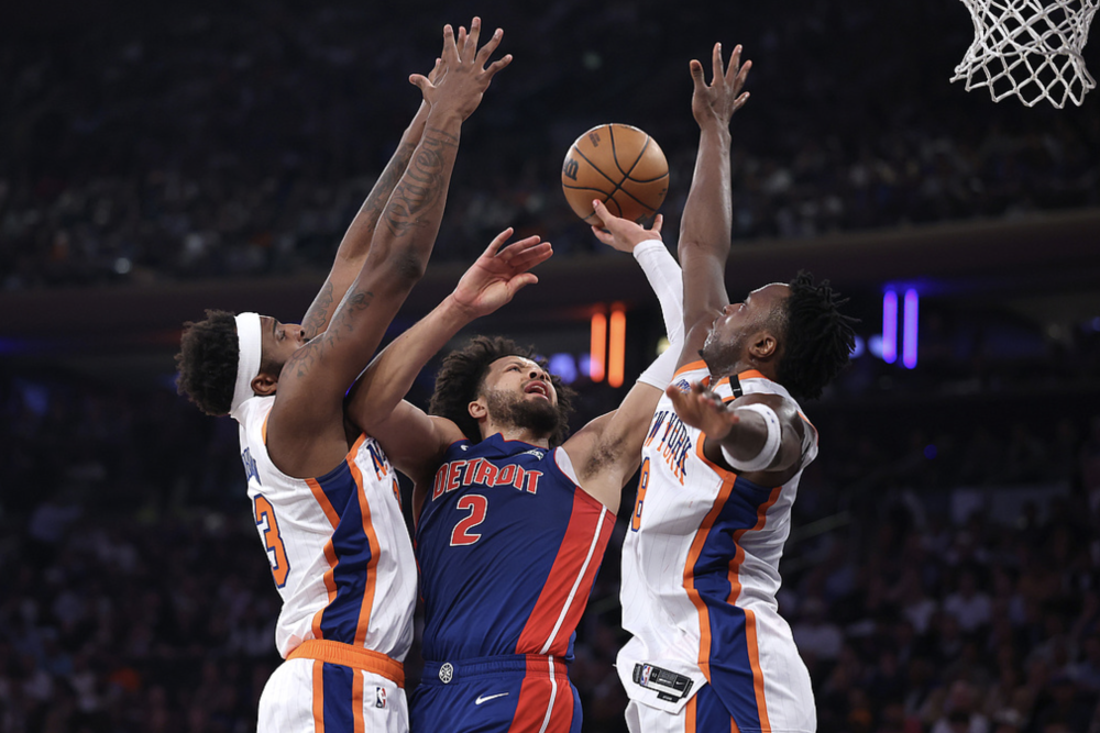 雄鹿大胜快船晋级季后赛 雄鹿大胜快船晋级季后赛