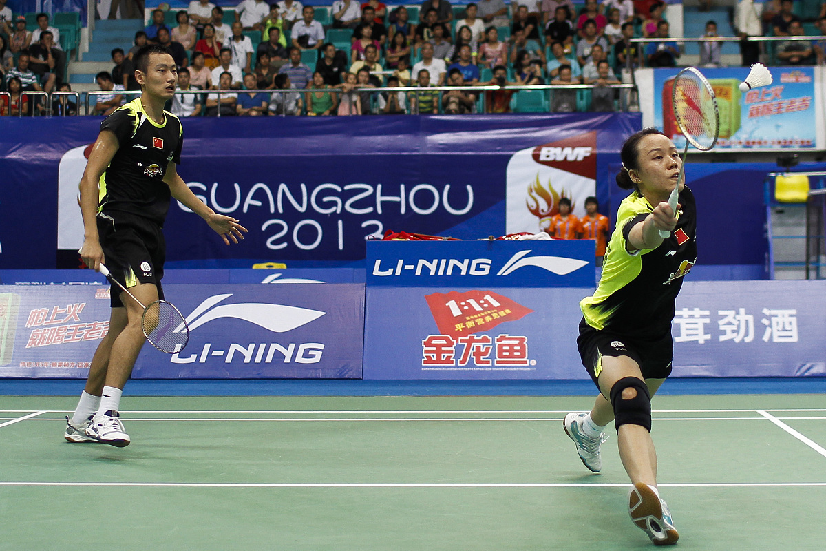 印尼羽毛球队险胜韩国羽毛球队，陶菲克制霸全场的简单介绍