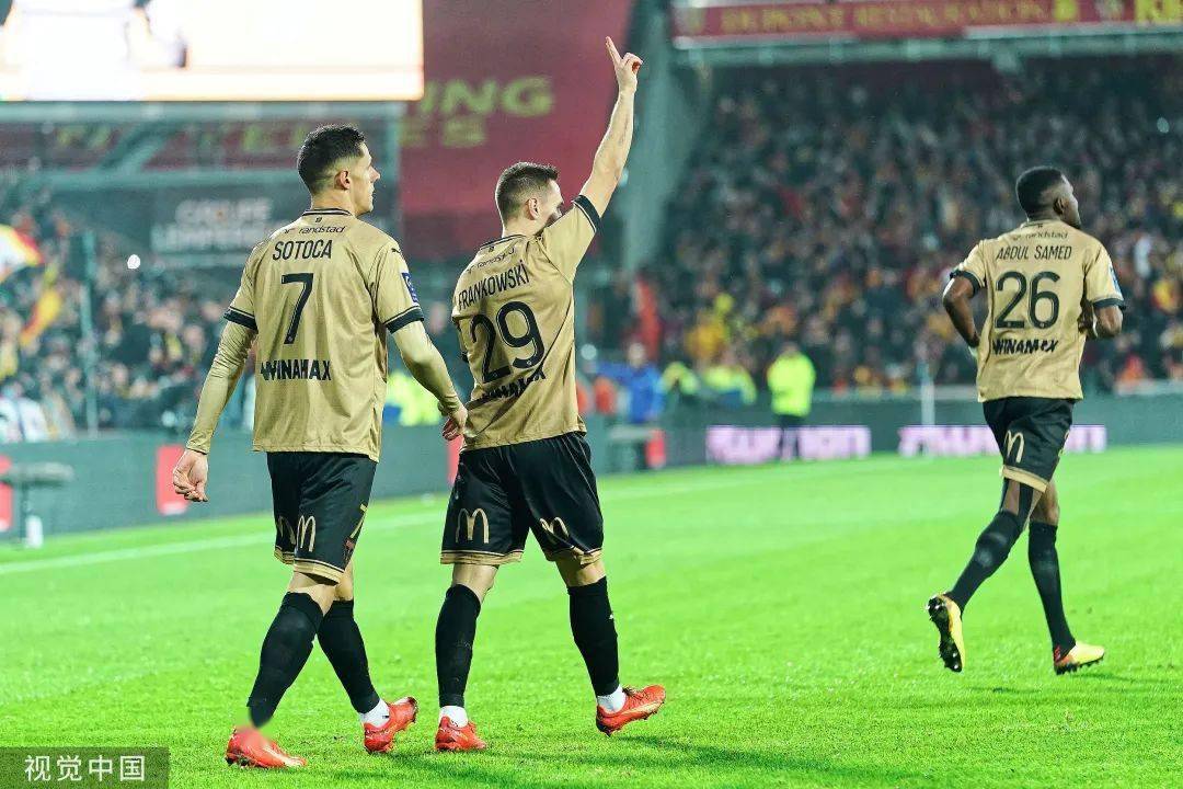 丹麦轻取里昂，阿什拉夫扛起全队