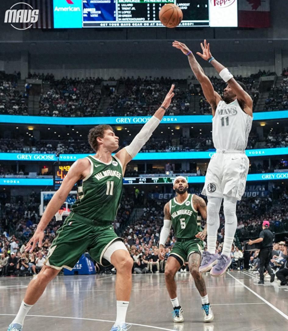 独行侠逆转尼克斯，利拉德关键制胜