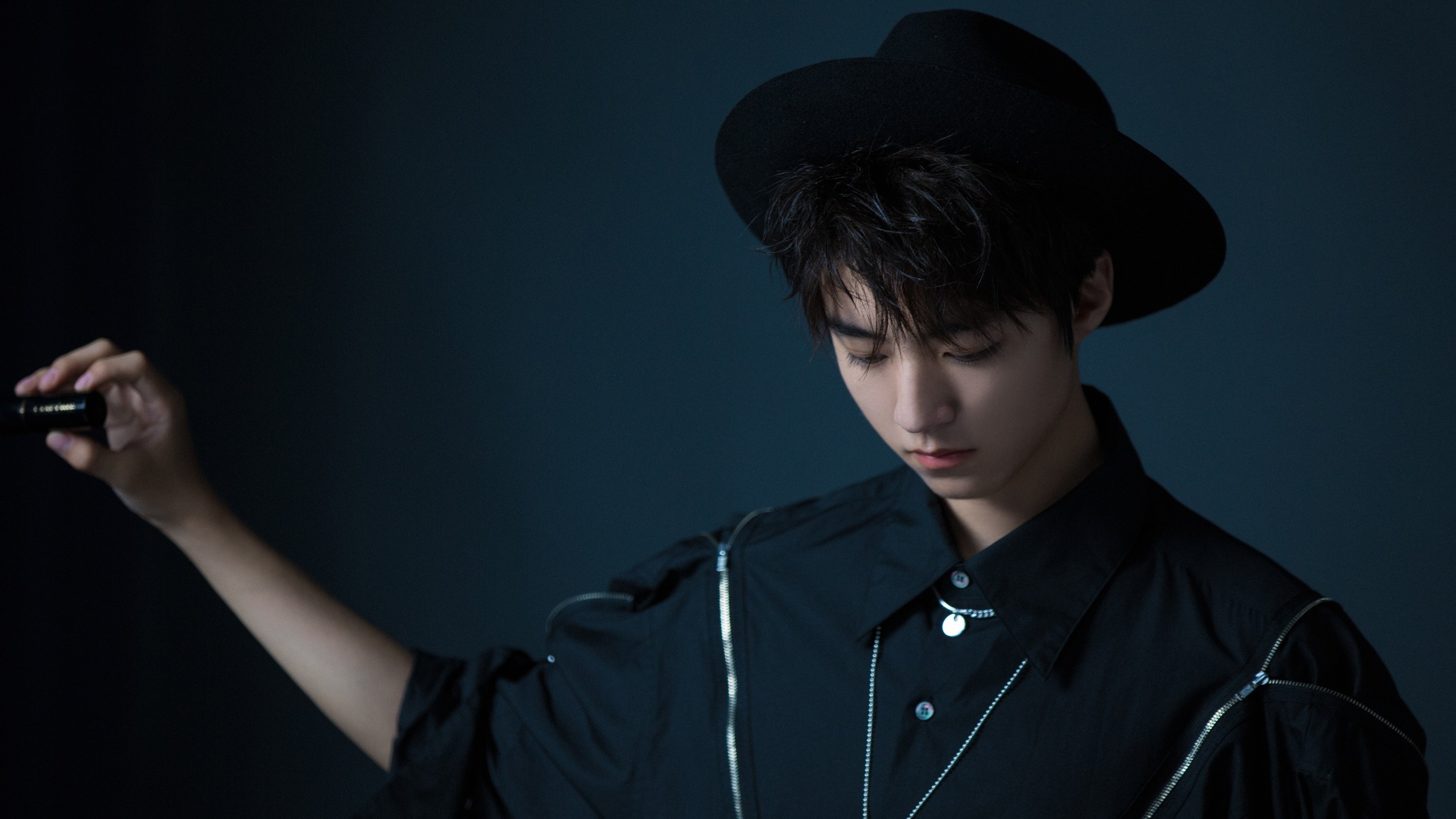 塔图姆超神夜难救主，猛龙0.7秒惊魂绝杀开拓者