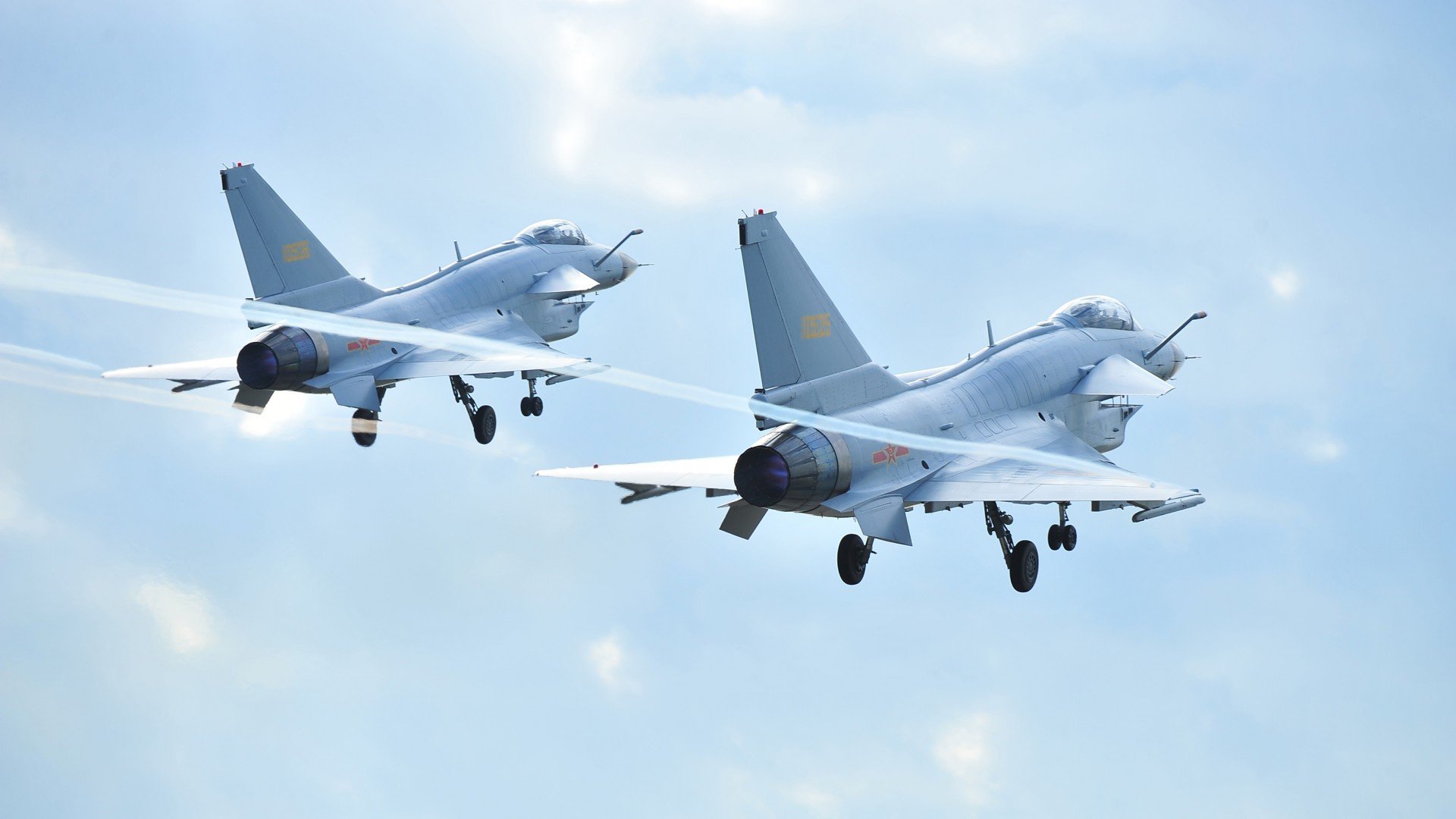 双重博弈场，厄德高的关键球与乌克兰的地缘压力