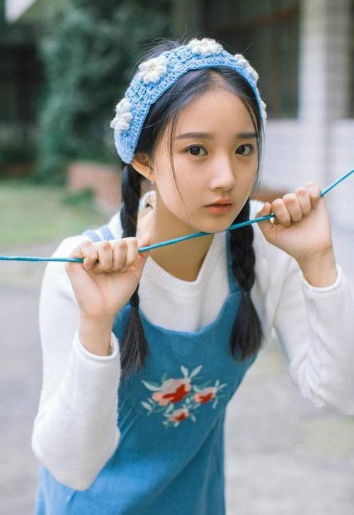 切特关键时刻显神威,灰熊鏖战险胜山西队