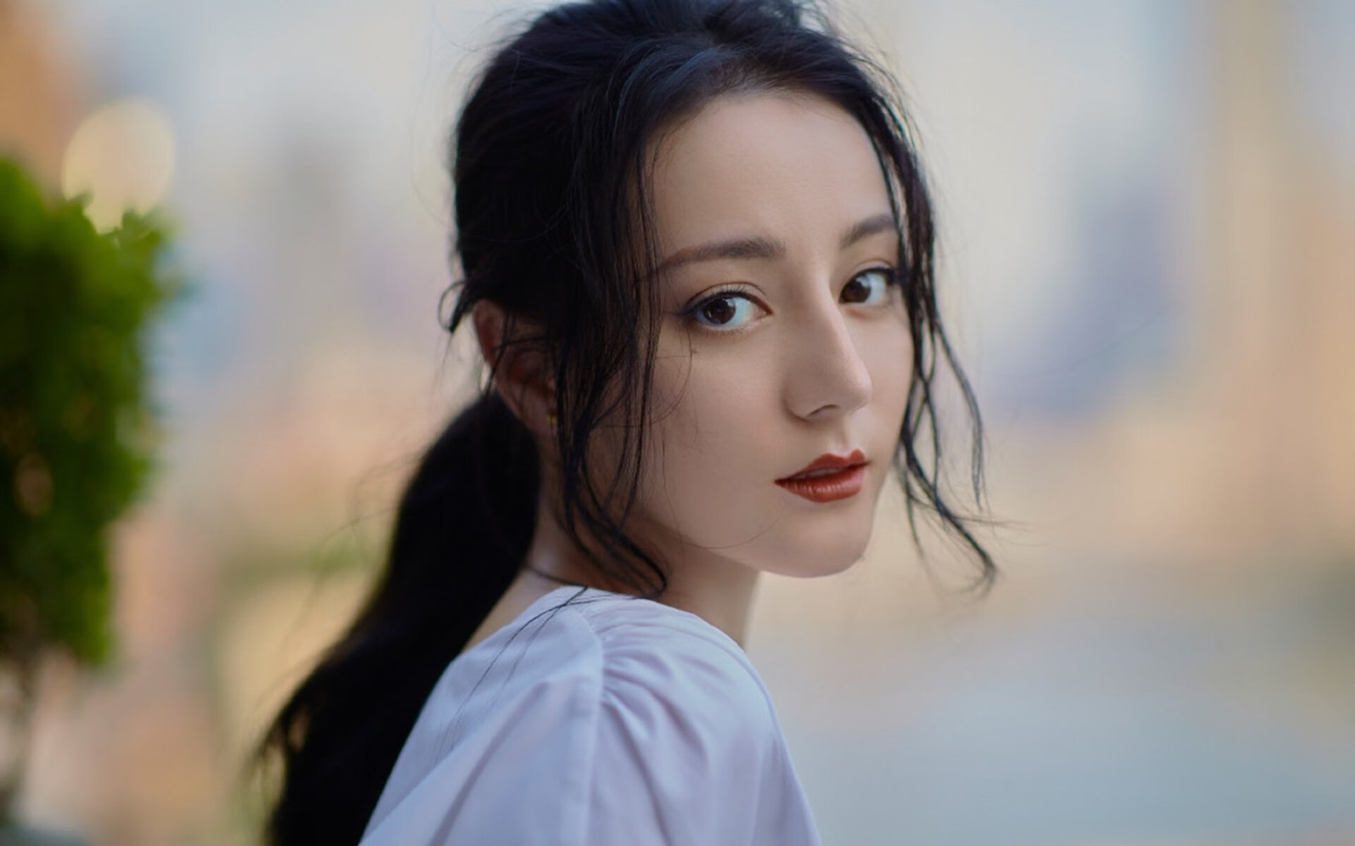 塞维利亚踏平苏格兰的绿茵史诗，内马尔舞台越大越强的传奇法则